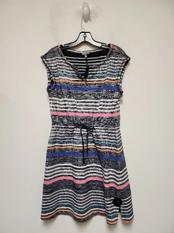 Dress Casual Short By Talbots In Striped Pattern, Size: M