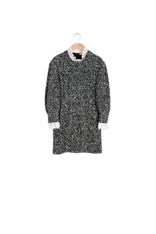 Robe en tweed à galon au col