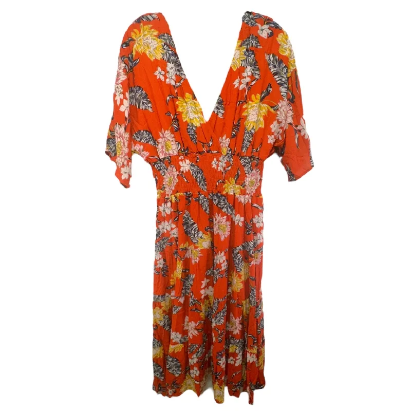 Tiered Smock Waist V Neck Short Sleeve Maxi Dress By Calessa In Red Floral Print, Size: M