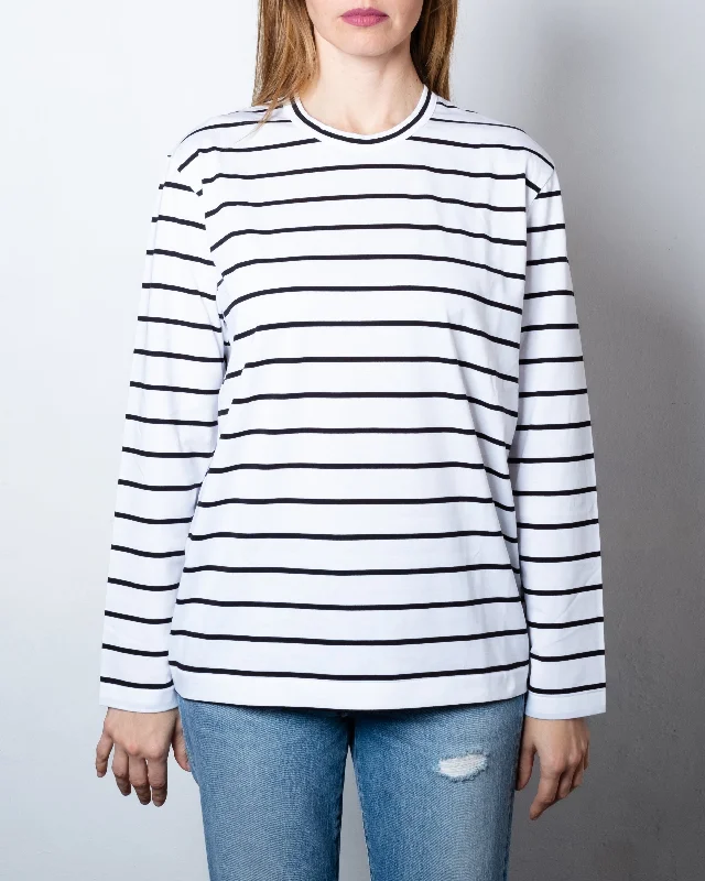 Black and white striped T-shirt