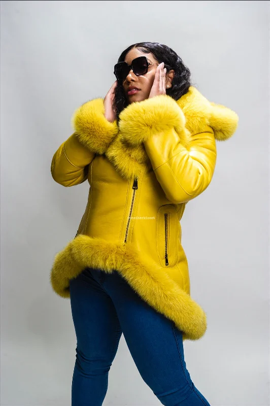 Women's Amber Shearling Sheepskin Jacket With Fox [Yellow/Yellow Fox]