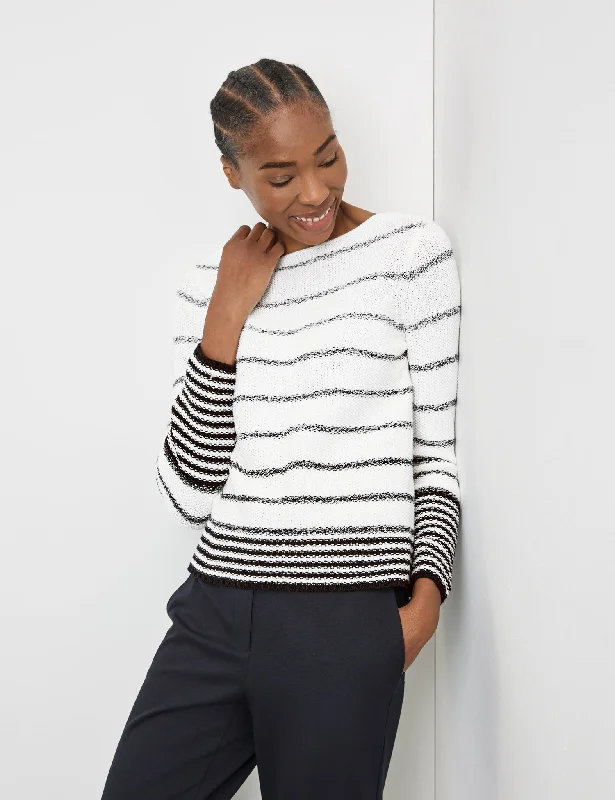 Pullover with Stripes