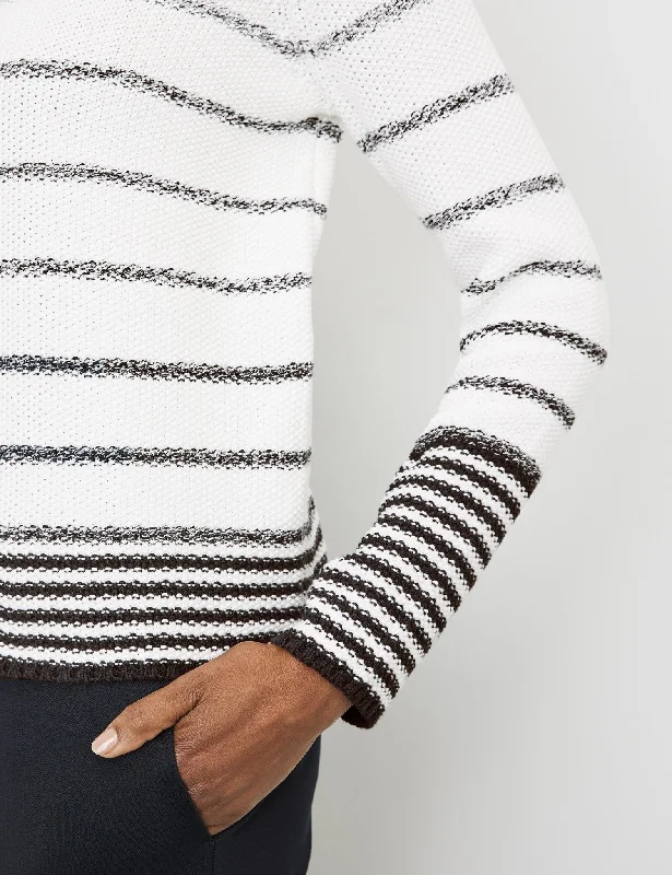 Pullover with Stripes